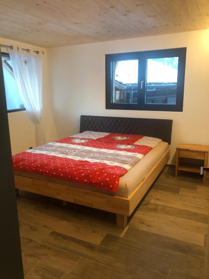 Grand Appartement Avec Terrasse A Chez-Les-Reuses Orsières Exterior foto